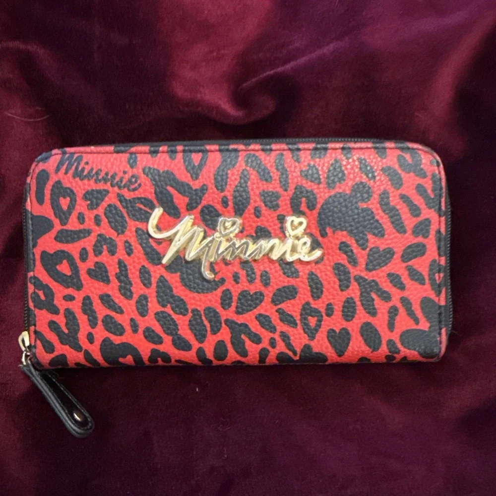 Loungefly Disney Minnie Mouse Zip Around Wallet Long Red Leopard Print Signature